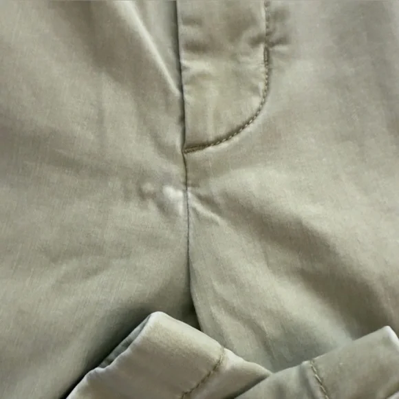 Tommy Bahama Khaki Flat-Front Relaxed Chino Pants - Size 35x30 - Picture 5 of 12